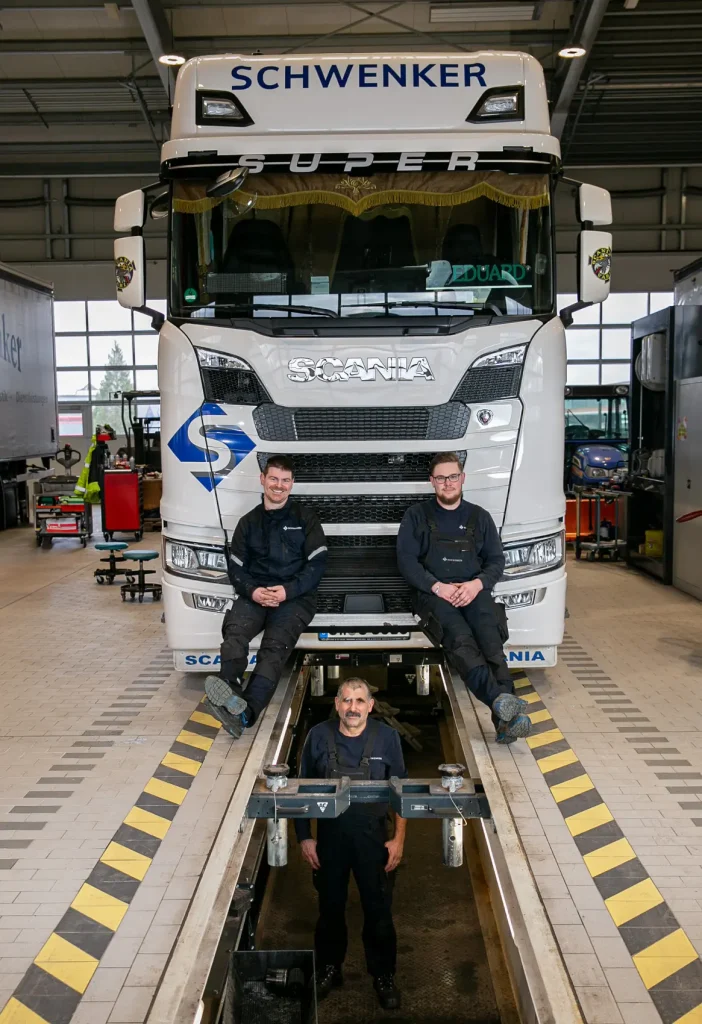 Werstatt LKW Reparatur Schwenker Logistik Neubulach